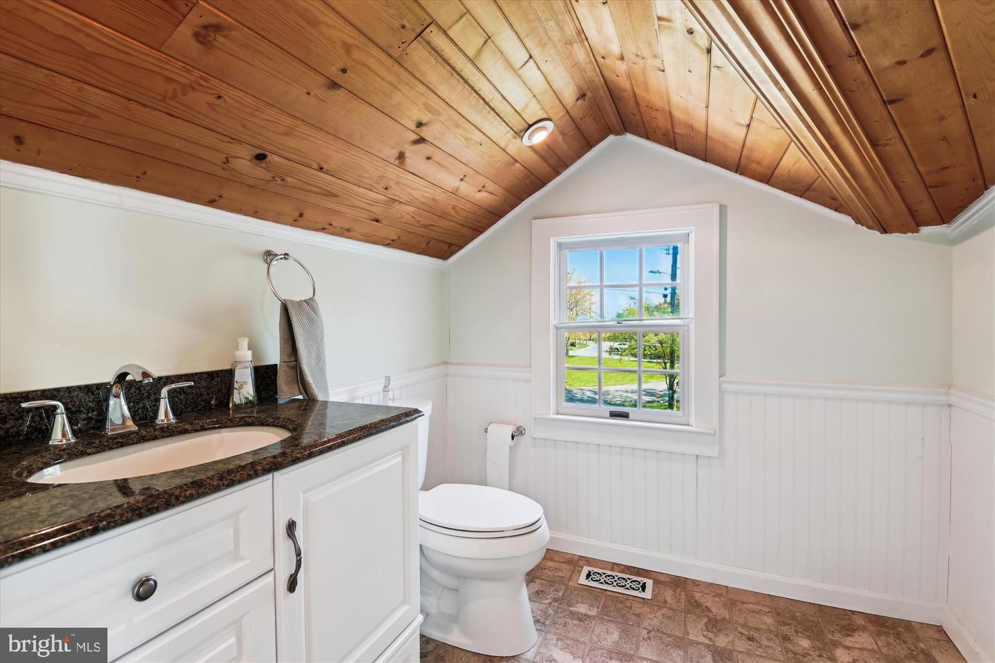 Shady Side, Maryland, 20764, United States, 2 Bedrooms Bedrooms, ,2 BathroomsBathrooms,Residential,For Sale,1950004