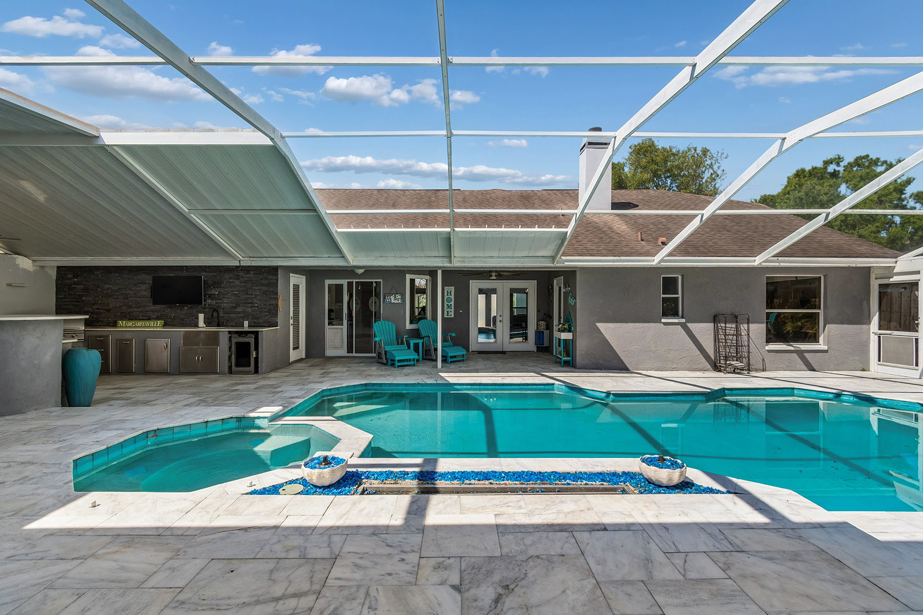  LAKE PADGETT - 物件實景