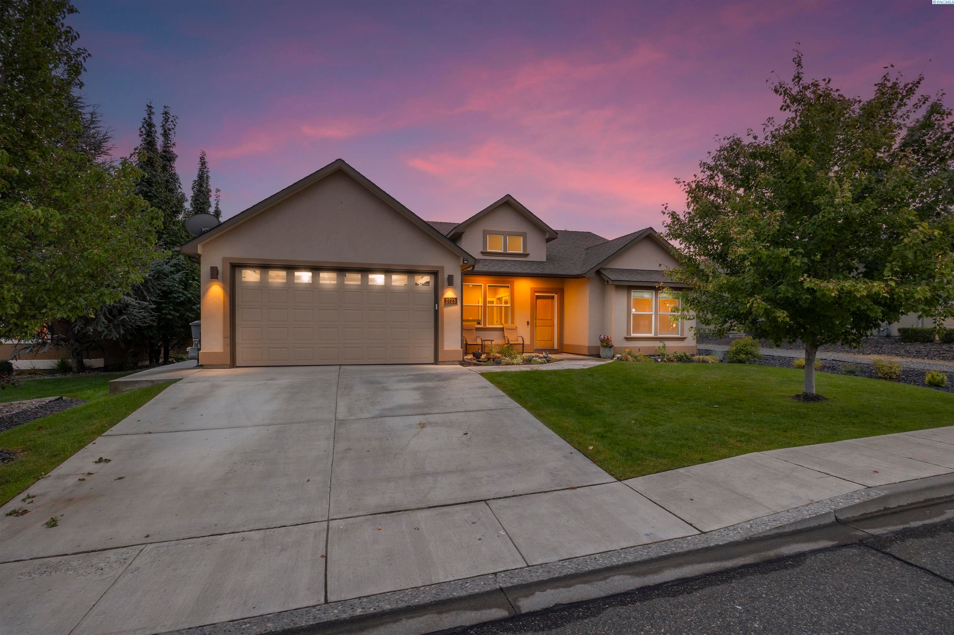 Richland, Washington, 99354, United States, 4 Bedrooms Bedrooms, ,2 BathroomsBathrooms,Residential,For Sale,1981537