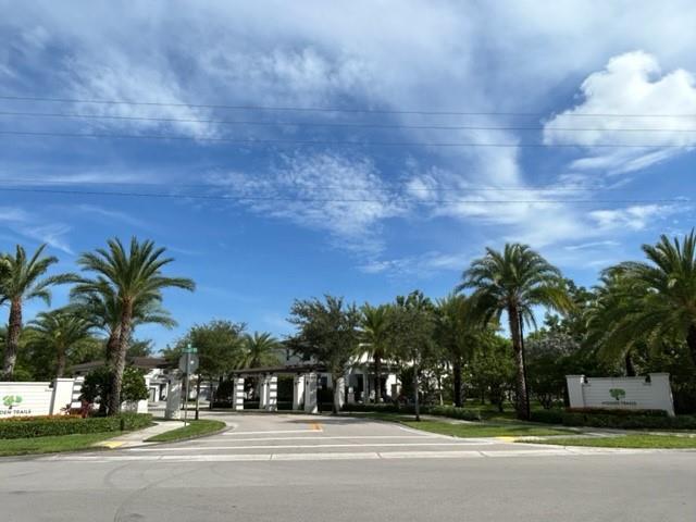 Tamarac, Florida, 33319, United States, 3 Bedrooms Bedrooms, ,3 BathroomsBathrooms,Residential,For Sale,1885492
