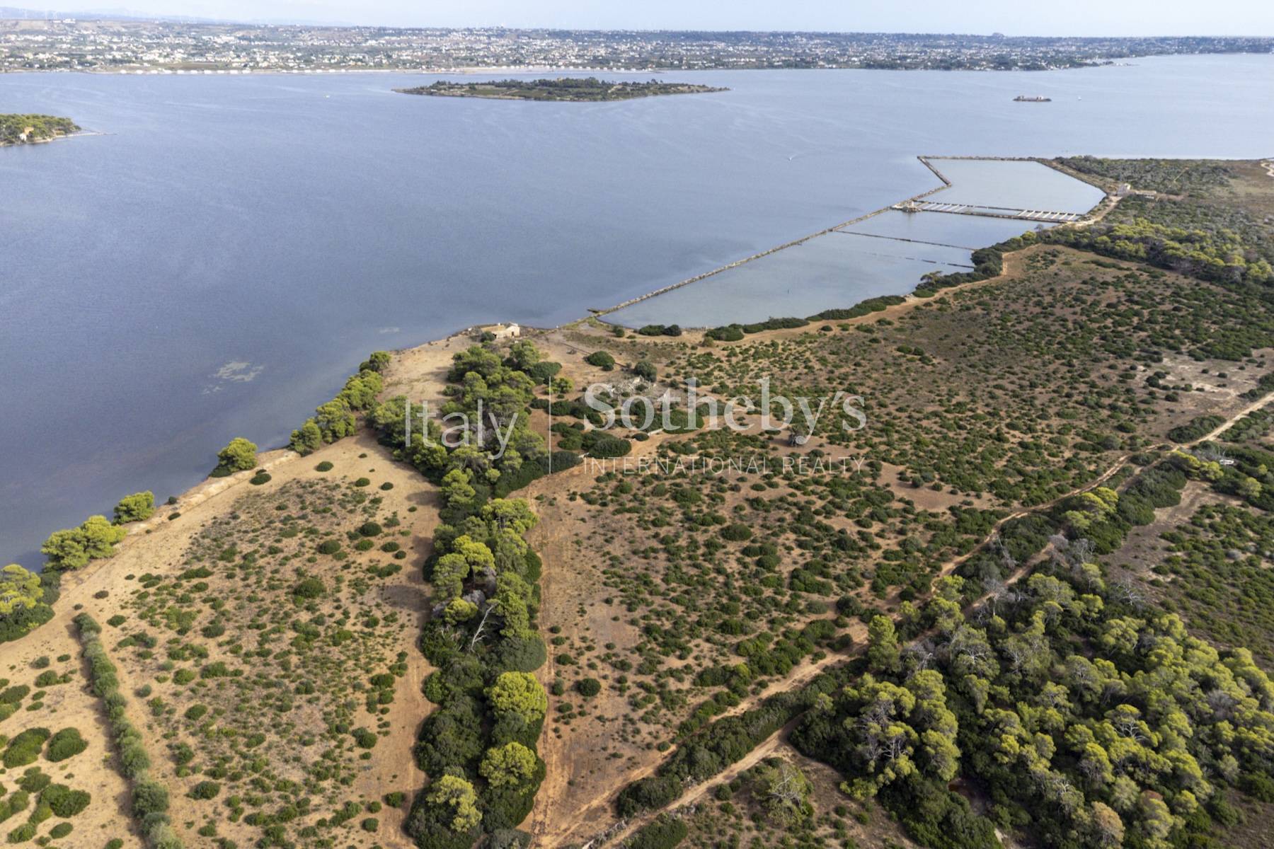  Unique property in the heart of Isola Lunga - 物件實景