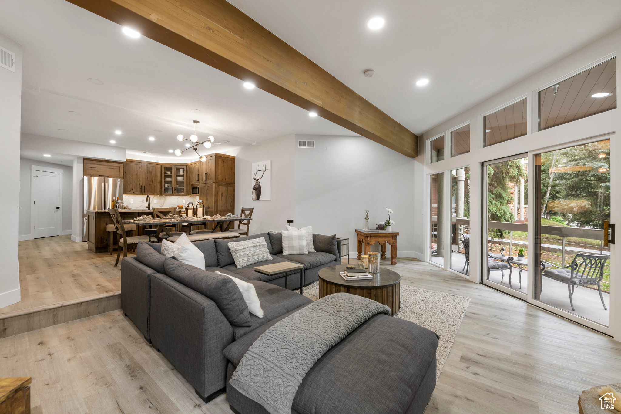 Park City, Utah, 84060, United States, 2 Bedrooms Bedrooms, ,3 BathroomsBathrooms,Residential,For Sale,1900952