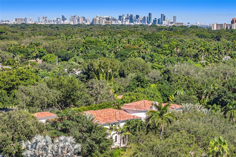 Miami, Florida, 33143, United States, 8 Bedrooms Bedrooms, ,10 BathroomsBathrooms,Residential,For Sale,1989350