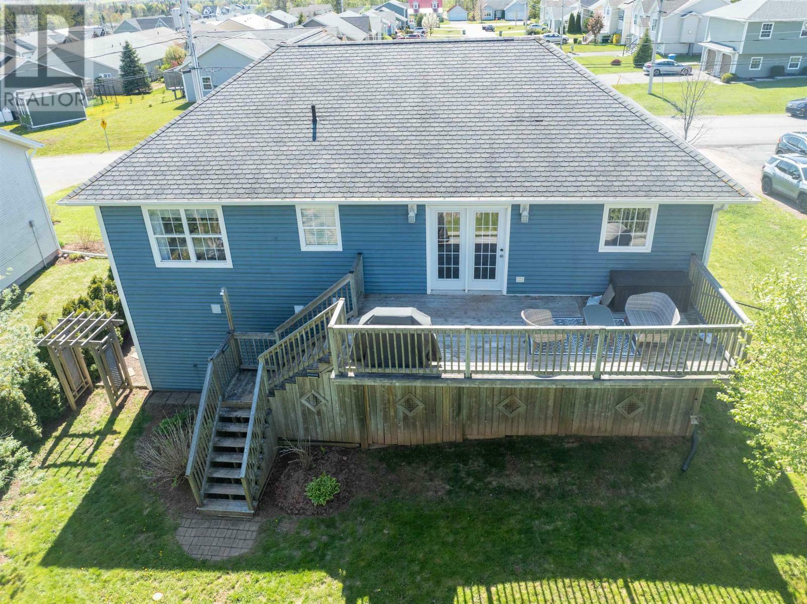 WEST ROYALTY, Prince Edward Island, C1E 2M3, CA, 4 Bedrooms Bedrooms, ,2 BathroomsBathrooms,Residential,For Sale,1874083