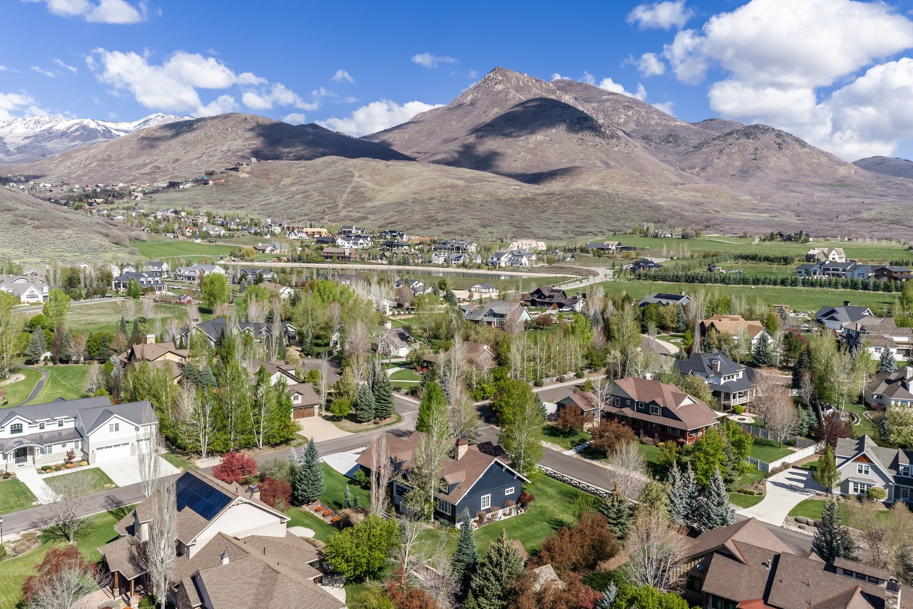  Custom Home In Dutch Fields Community In Midway - 物件實景