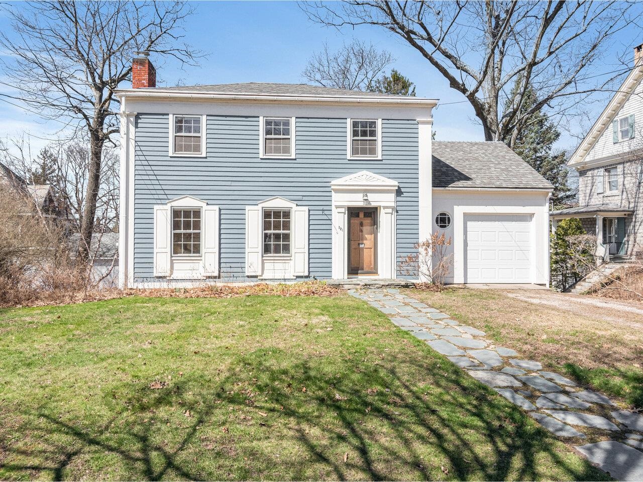 Burlington, Vermont, 05401, United States, 3 Bedrooms Bedrooms, ,2 BathroomsBathrooms,Residential,For Sale,1777019