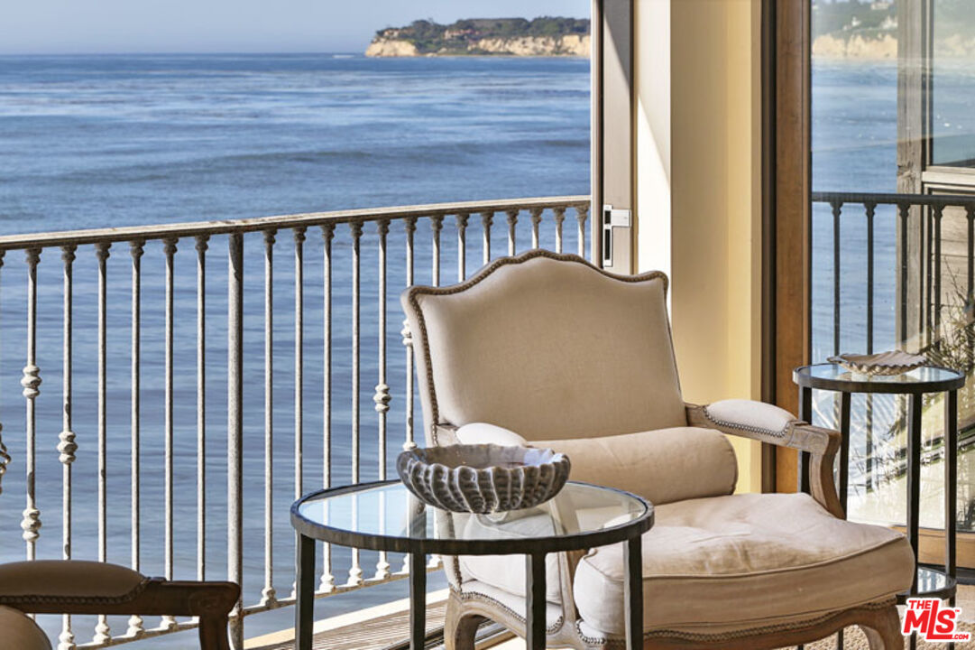 Malibu, California, 90265, United States, 5 Bedrooms Bedrooms, ,6 BathroomsBathrooms,Residential,For Sale,1895522
