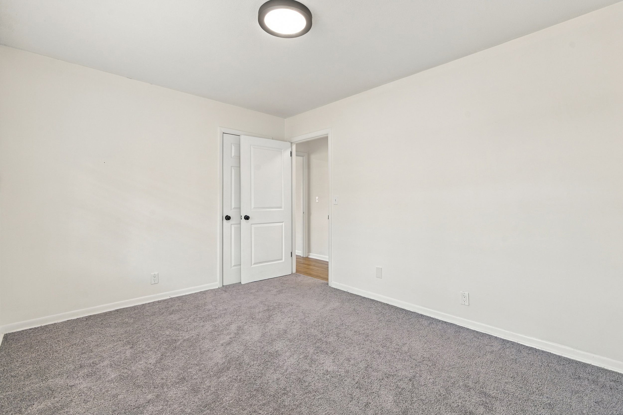  307 Meadowbrook Drive SE - 物件實景