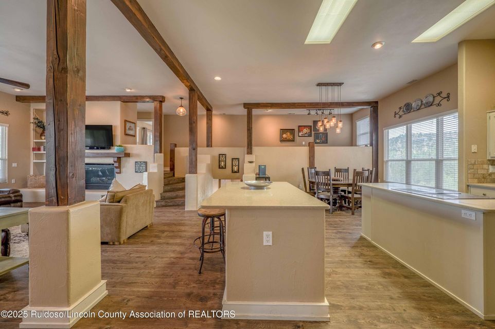 Ruidoso, New Mexico, 88345, United States, 4 Bedrooms Bedrooms, ,3 BathroomsBathrooms,Residential,For Sale,1895343