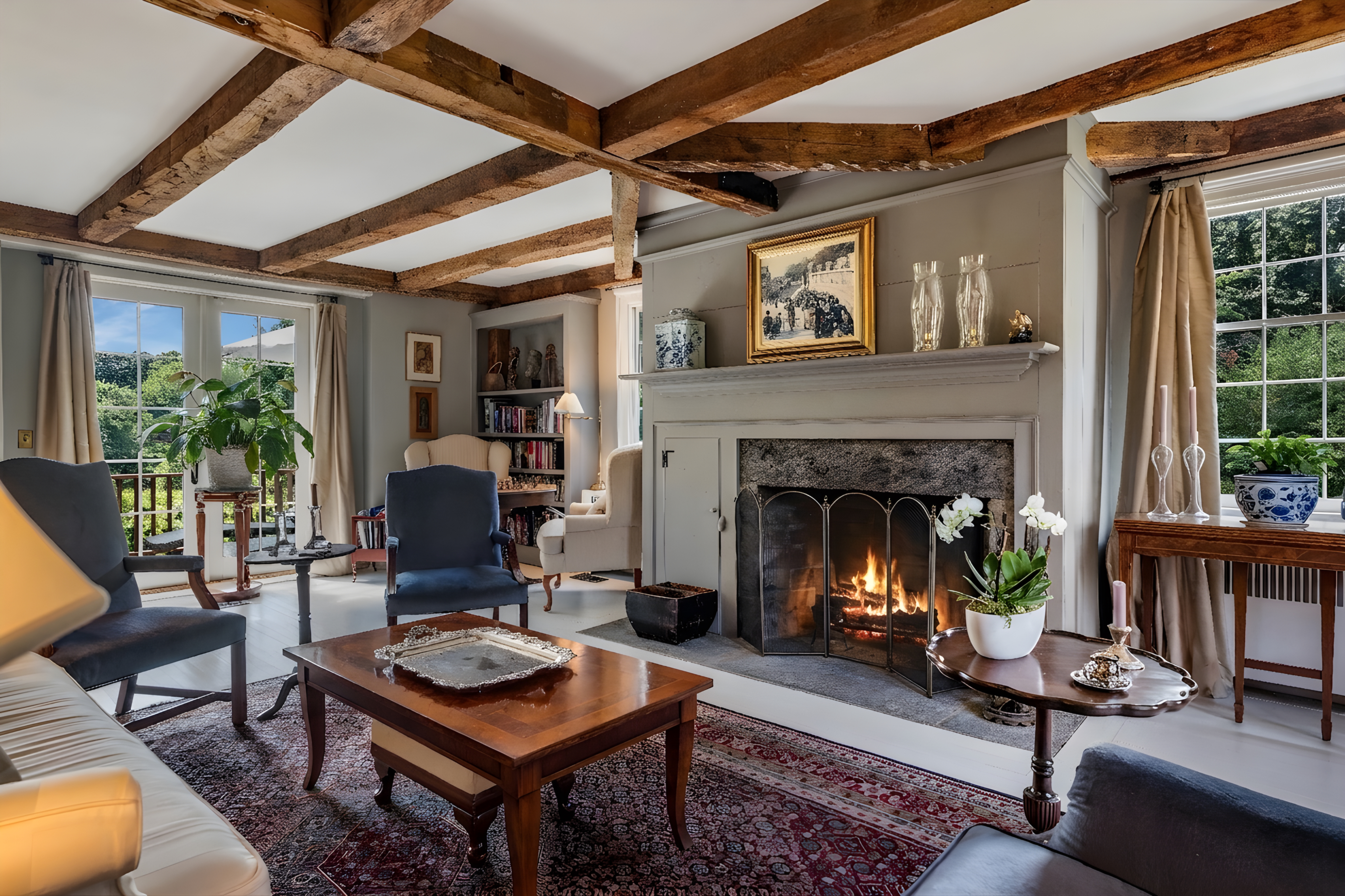  An Extraordinary Pocket Estate Within Walking Distance to Village - 物件實景