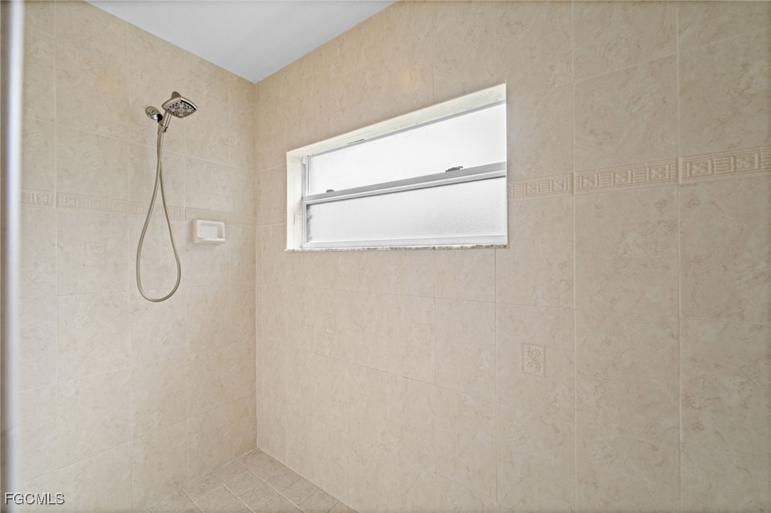 Cape Coral, Florida, 33990, United States, 3 Bedrooms Bedrooms, ,2 BathroomsBathrooms,Residential,For Sale,1937566