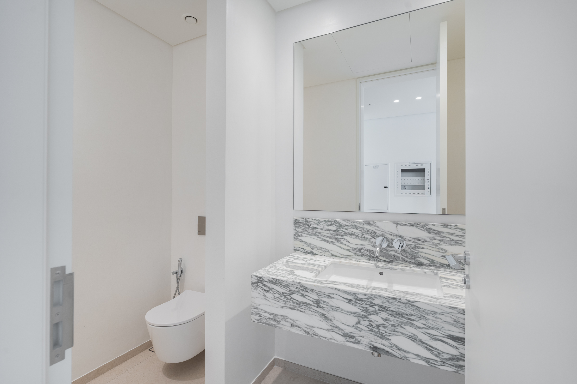  Sleek Jumeirah Apartment in Boutique Development - 物件實景