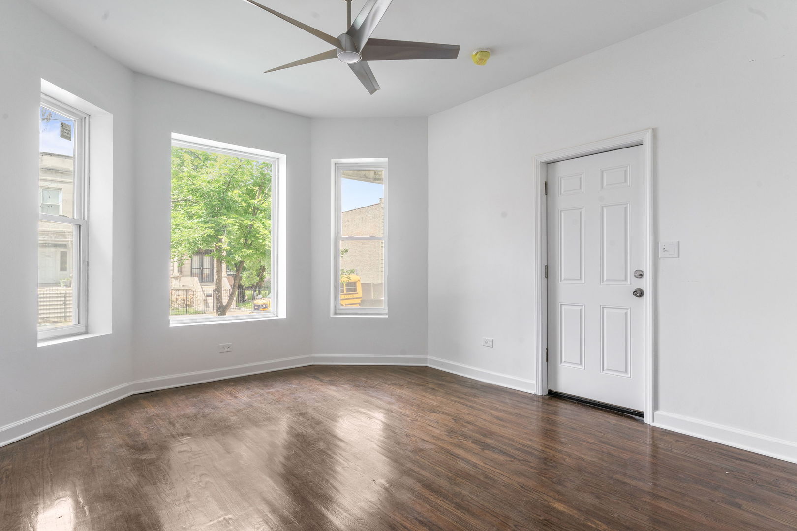 Chicago, Illinois, 60623, United States, 9 Bedrooms Bedrooms, ,Residential,For Sale,1932995
