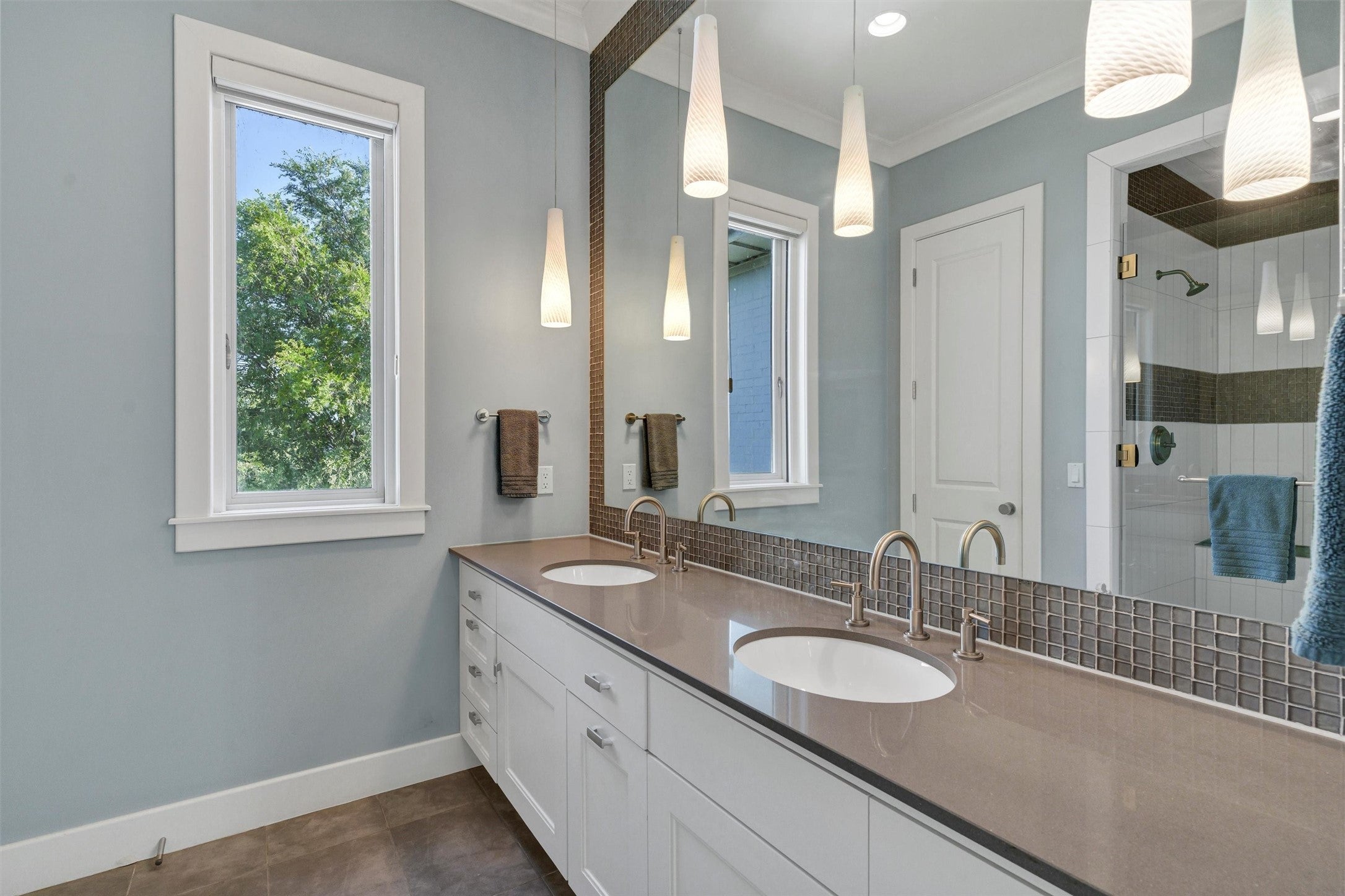 Possum Kingdom Lake, Texas, 76429, United States, 5 Bedrooms Bedrooms, ,6 BathroomsBathrooms,Residential,For Sale,1982514