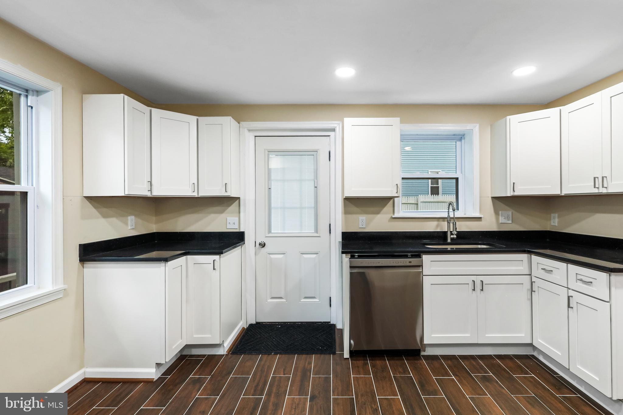 Glen Burnie, Maryland, 21061, United States, 4 Bedrooms Bedrooms, ,4 BathroomsBathrooms,Residential,For Sale,1900574