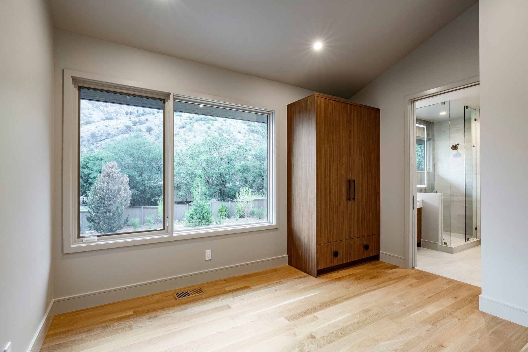  Mid-Century Modern. Perfected. - 物件實景