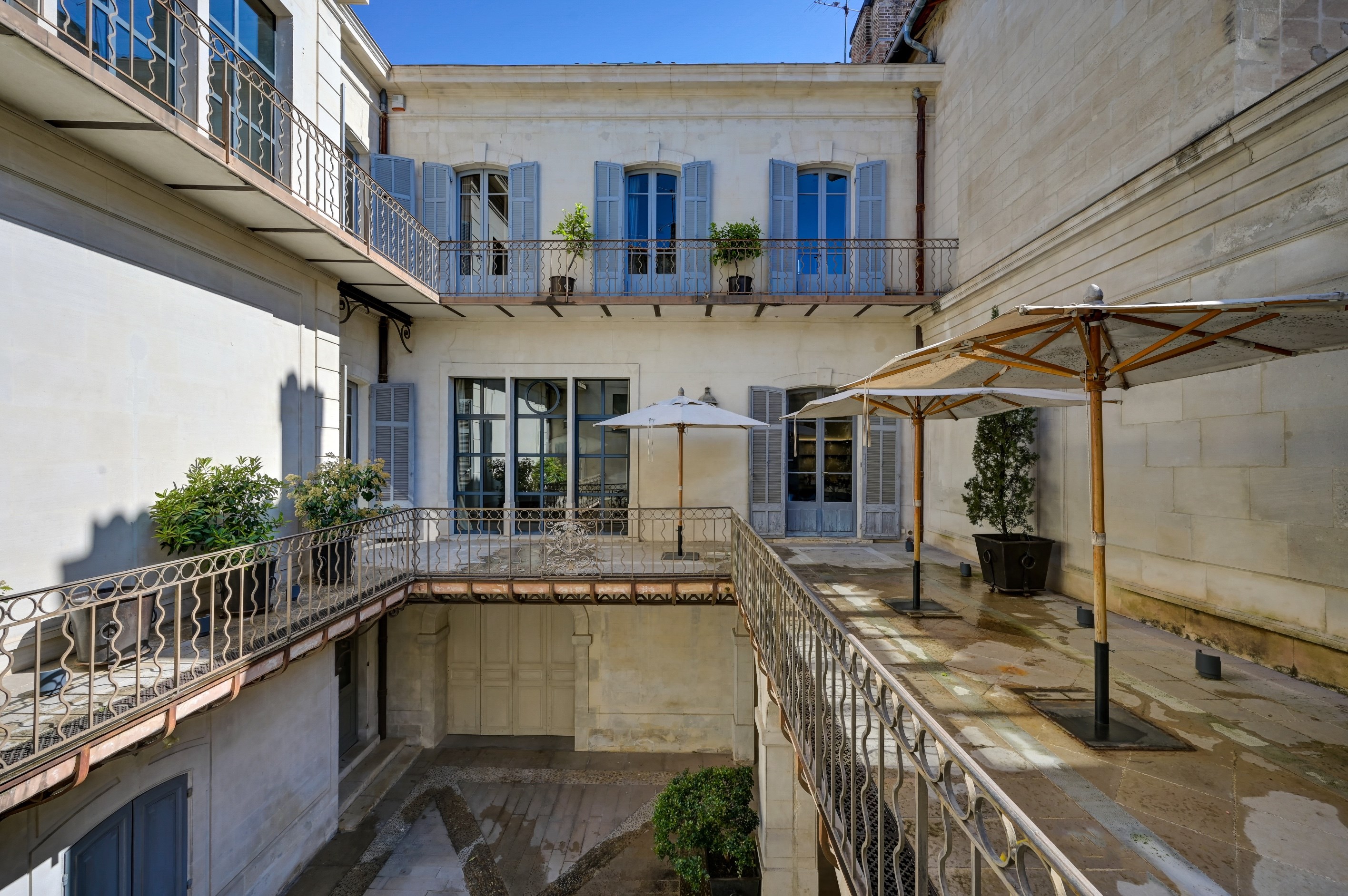  Exceptional 19th-century private mansion with interior courtyard, in the heart … - 物件實景