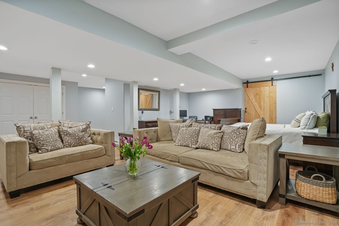 Newtown, Connecticut, 06470, United States, 4 Bedrooms Bedrooms, ,5 BathroomsBathrooms,Residential,For Sale,1938679