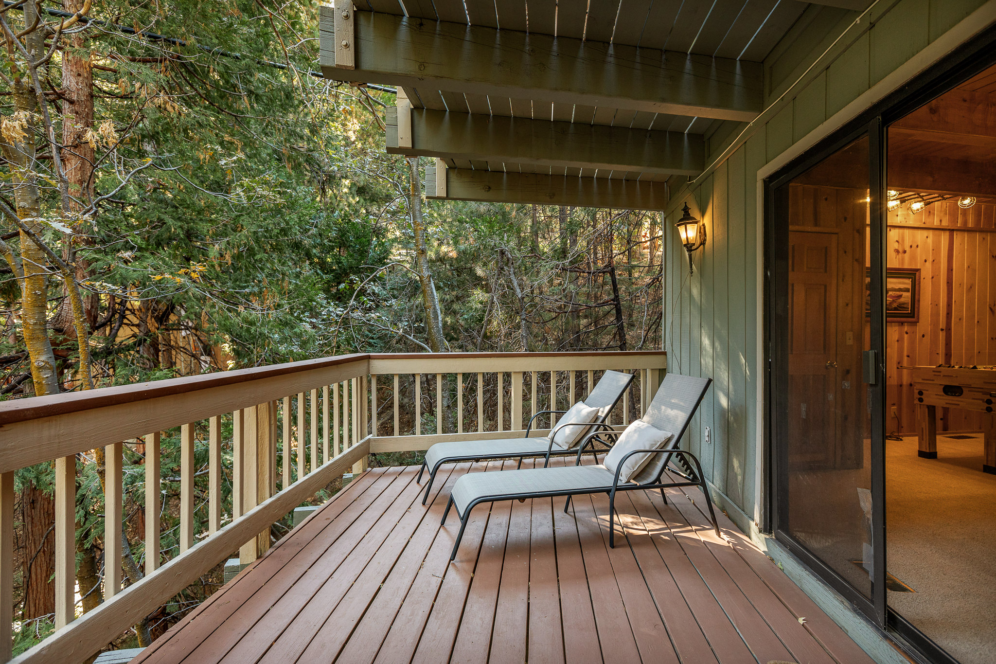  27332 Pinewood Drive, Lake Arrowhead, CA 92352 - 物件實景
