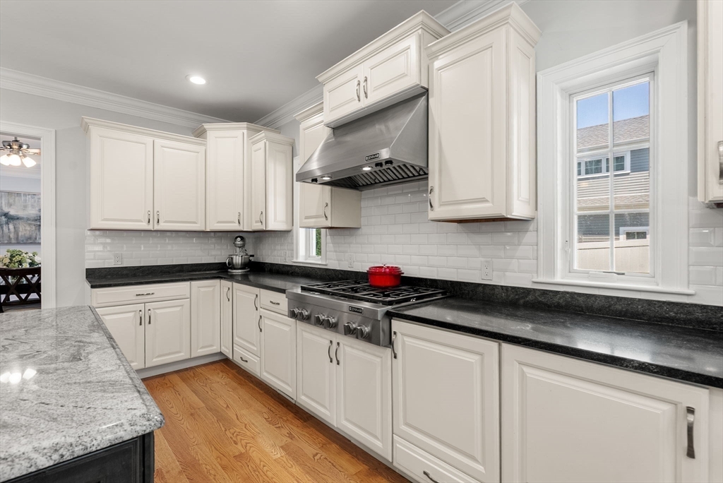 Wellesley, Massachusetts, 02482, United States, 6 Bedrooms Bedrooms, ,7 BathroomsBathrooms,Residential,For Sale,1918672
