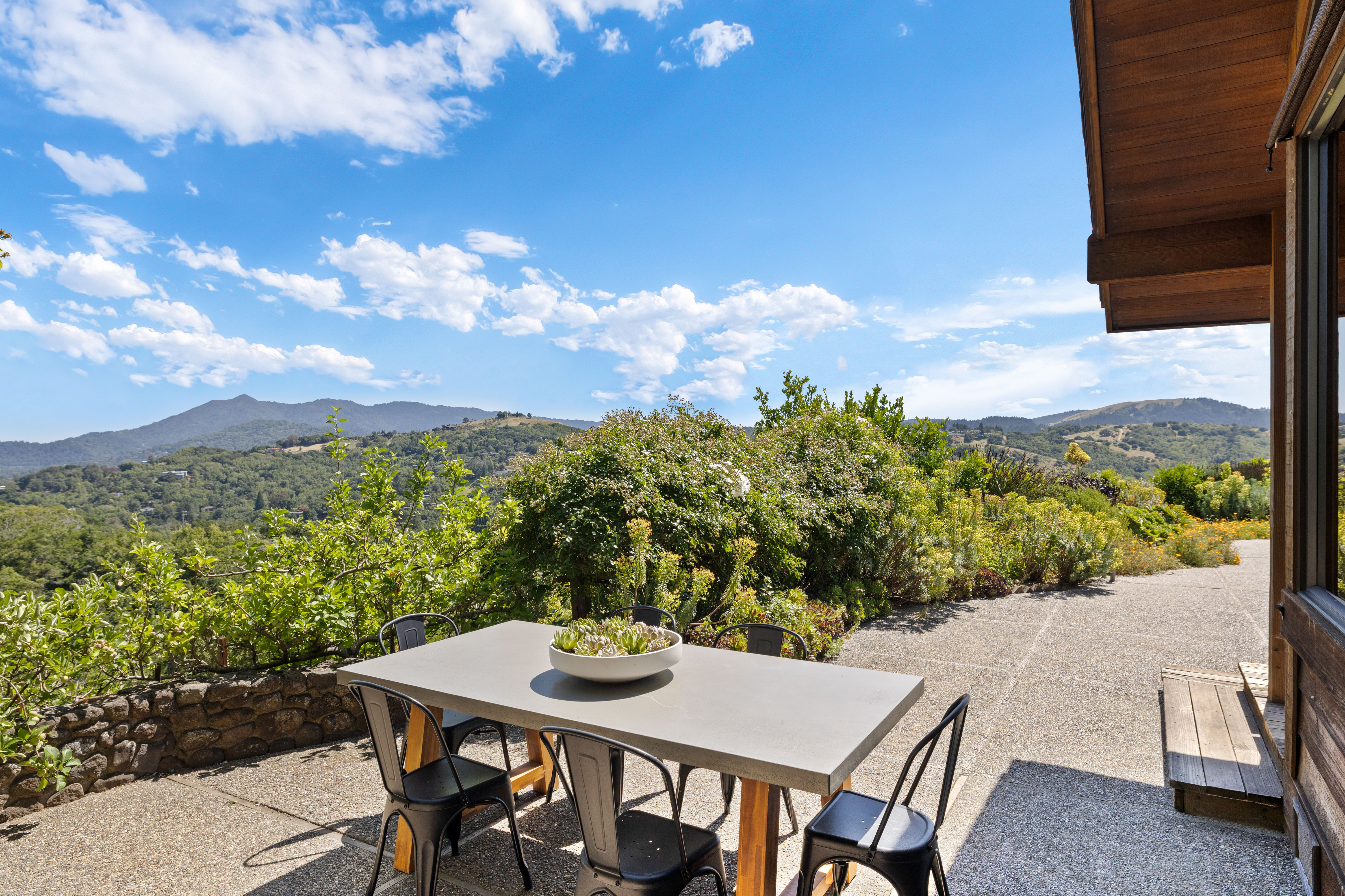  Secluded San Anselmo Estate With 270 Degree Panoramic Views On Almost Four Acres - 物件實景