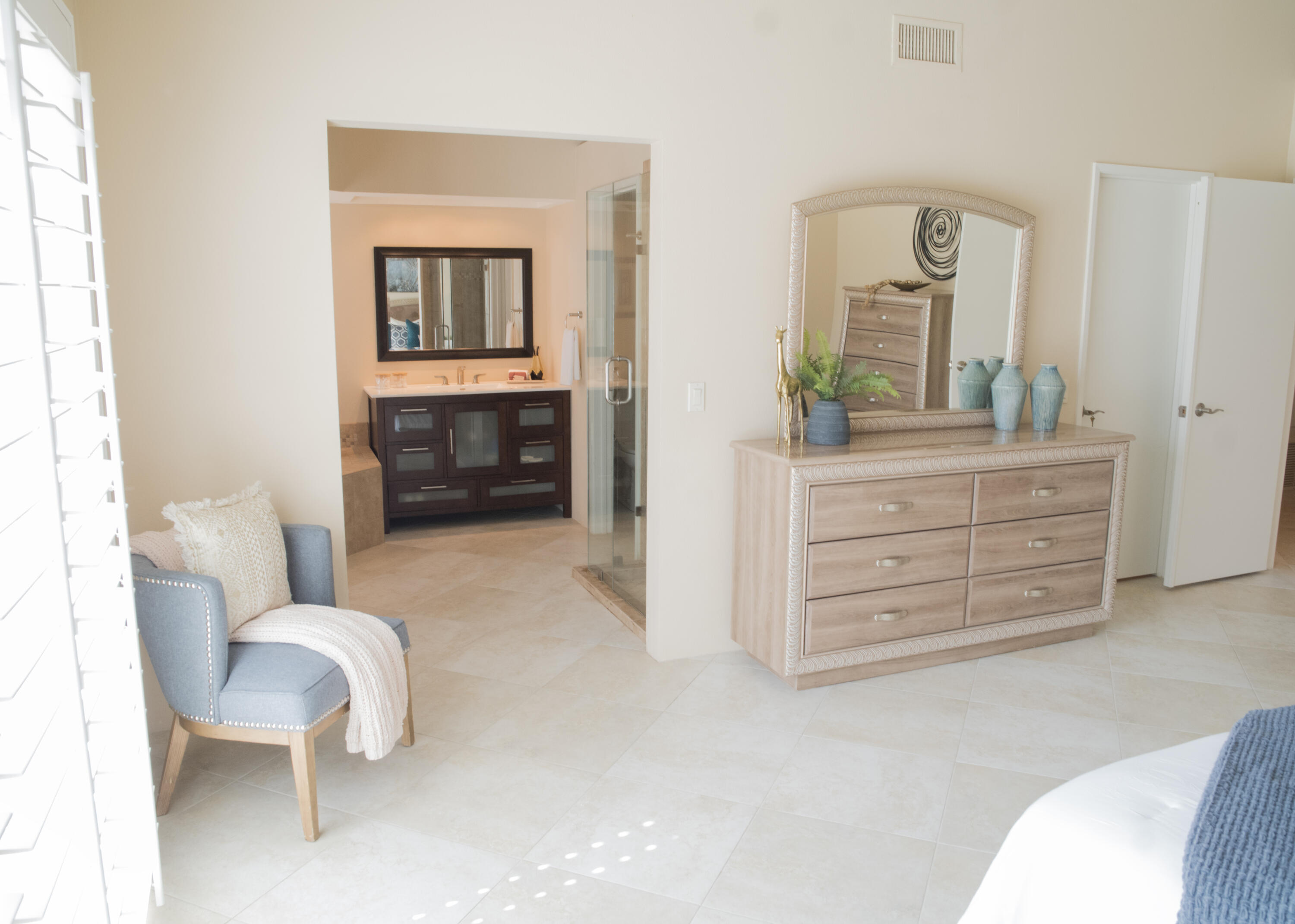 Palm Desert, California, 92211, United States, 3 Bedrooms Bedrooms, ,3 BathroomsBathrooms,Residential,For Sale,1761908