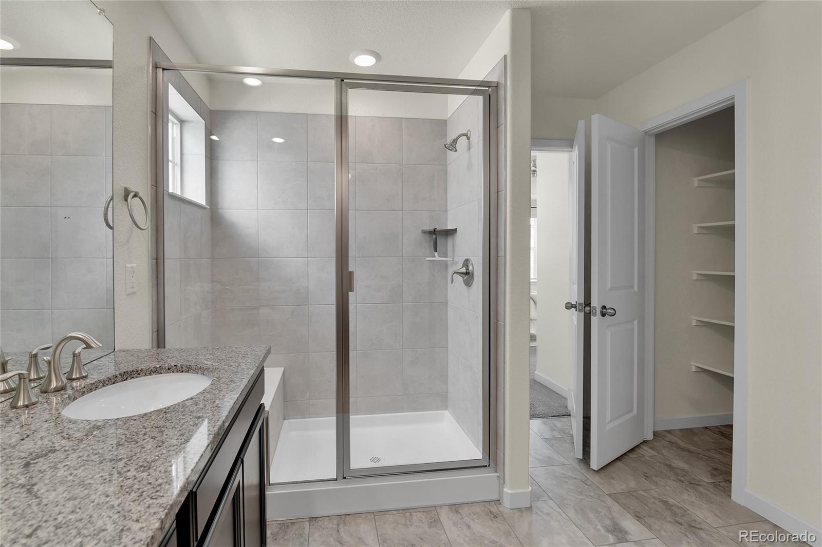 Littleton, Colorado, 80125, United States, 3 Bedrooms Bedrooms, ,3 BathroomsBathrooms,Residential,For Sale,1891675