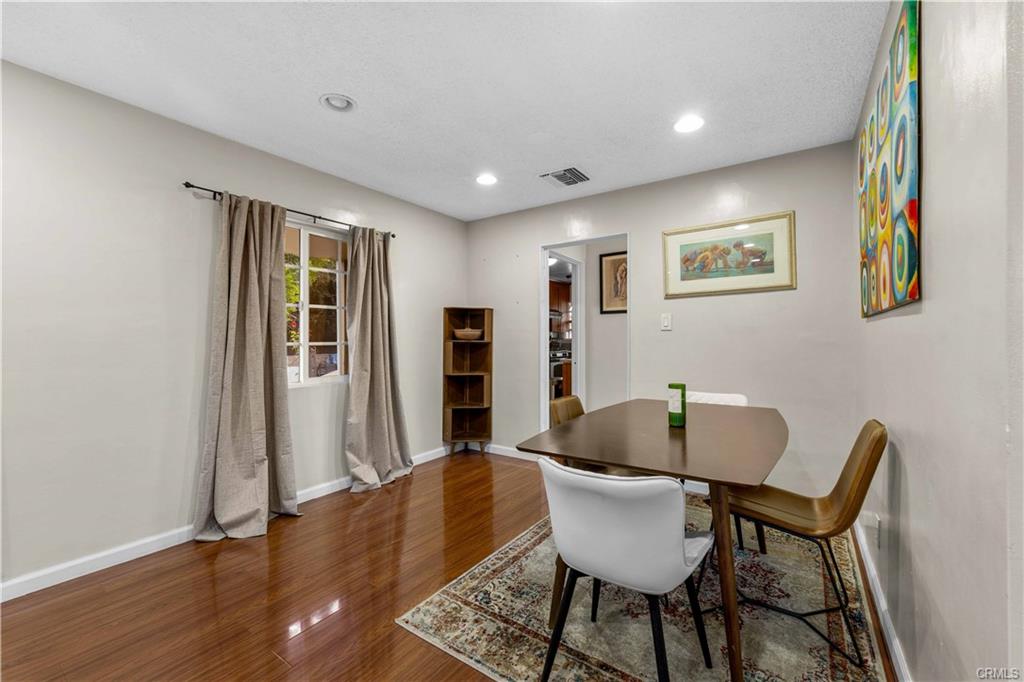 Montebello, California, 90640, United States, 2 Bedrooms Bedrooms, ,2 BathroomsBathrooms,Residential,For Sale,1981178