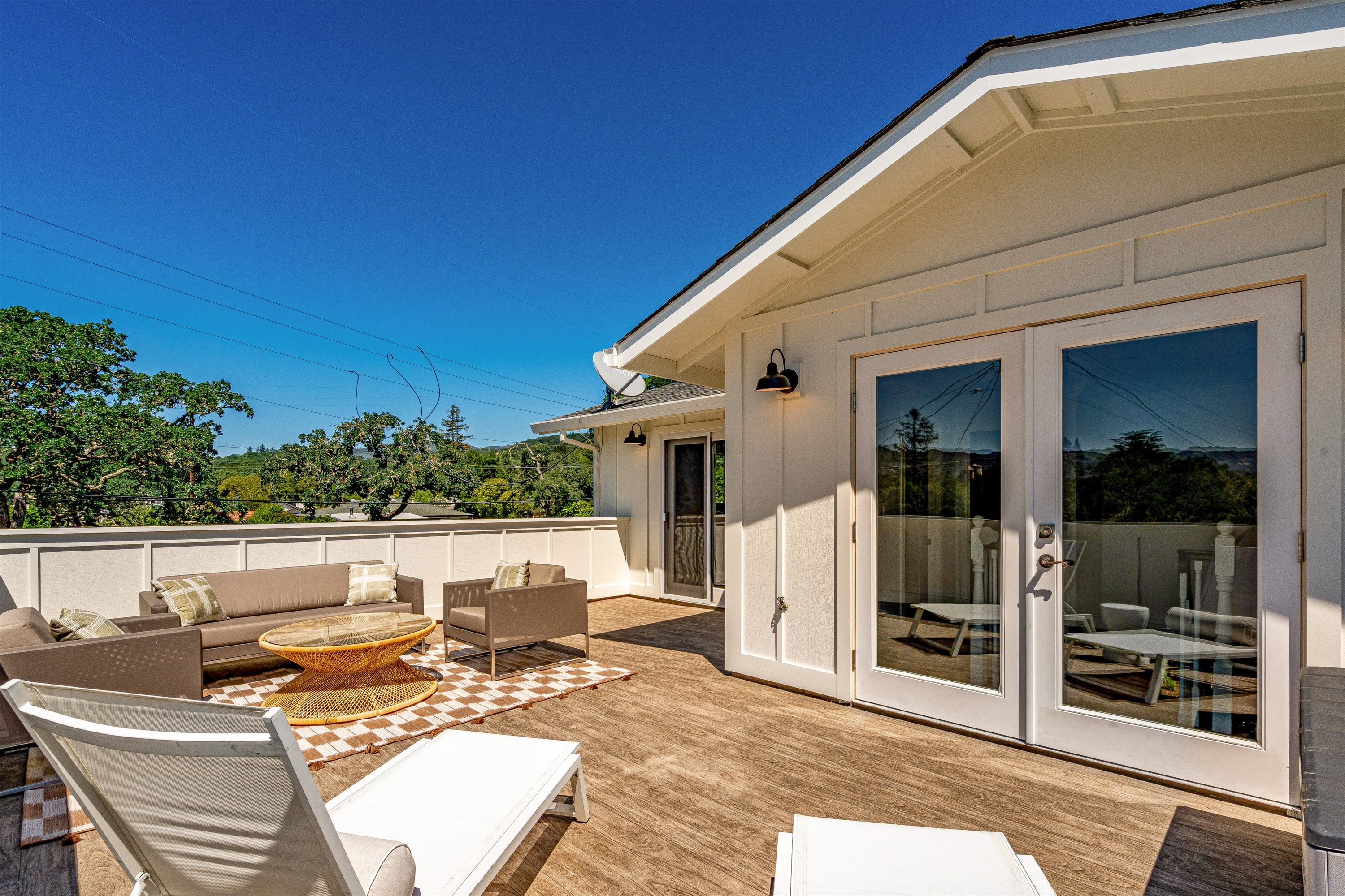  18428 4th  Avenue - 物件實景