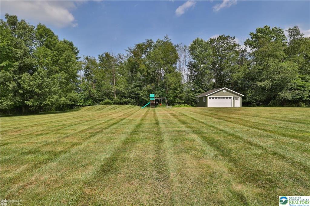 Stroudsburg, Pennsylvania, 18360-6926, United States, 7 Bedrooms Bedrooms, ,4 BathroomsBathrooms,Residential,For Sale,1904497