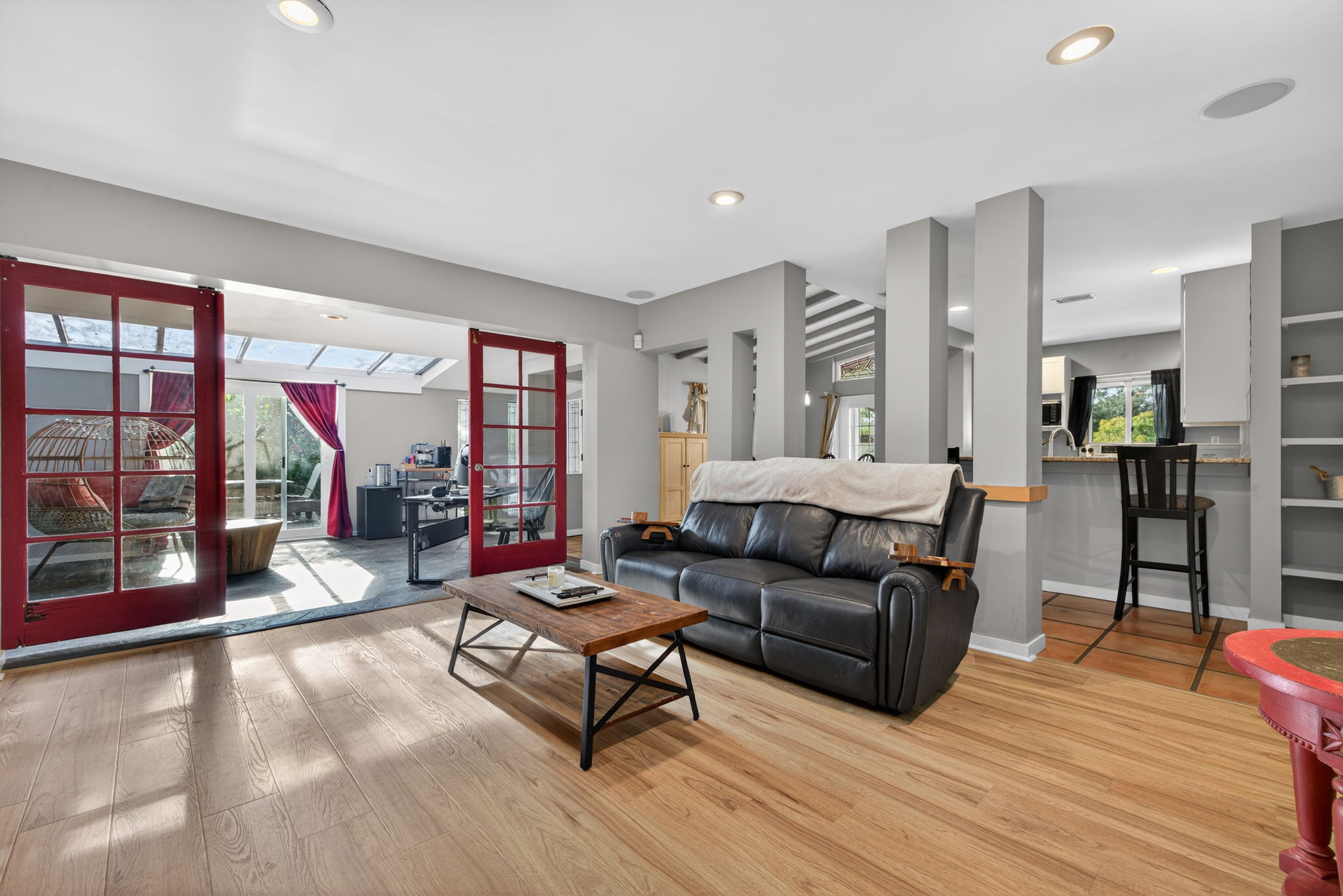 Clearwater, Florida, 33755, United States, 5 Bedrooms Bedrooms, ,3 BathroomsBathrooms,Residential,For Sale,2013064