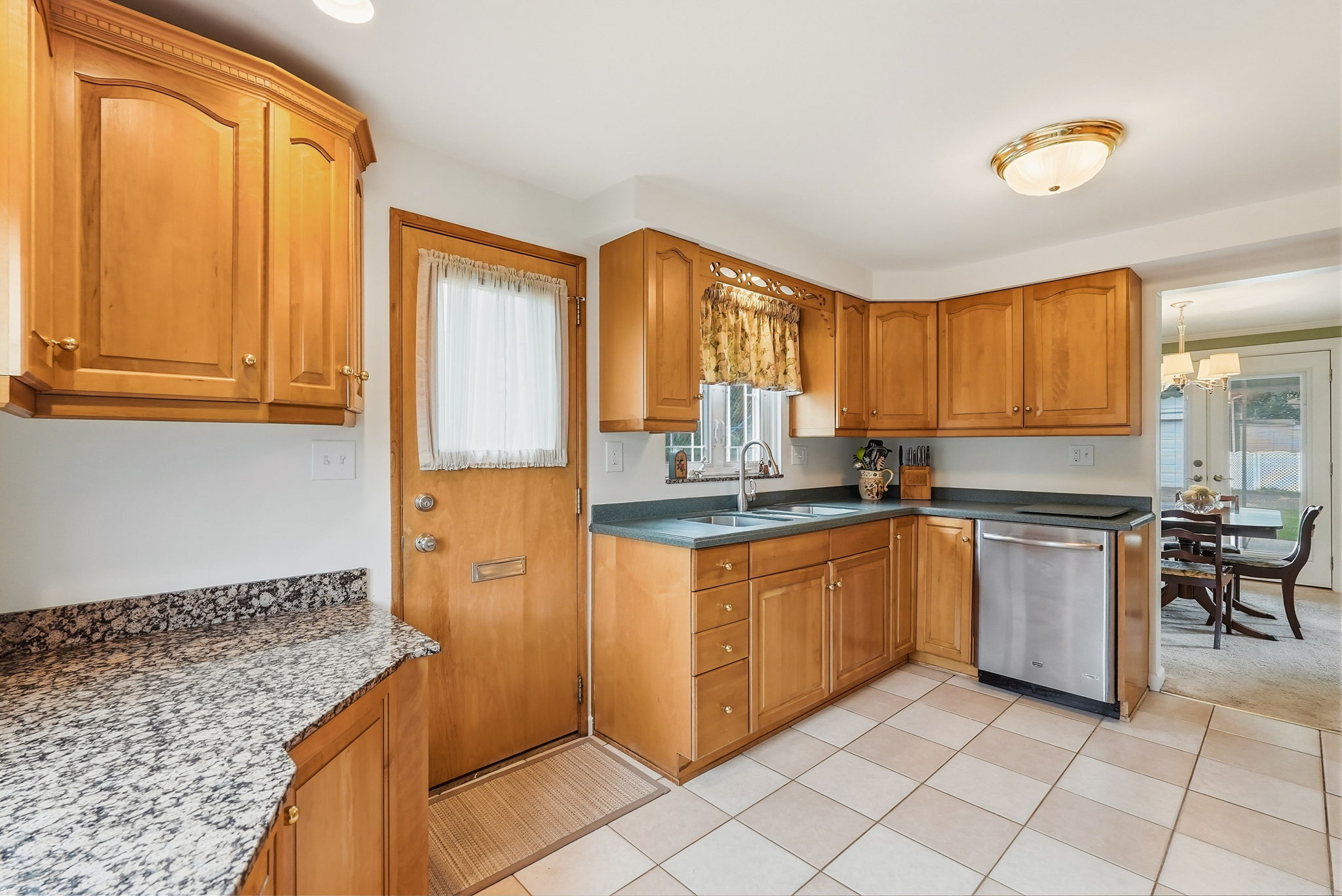  2722 Espy Avenue, Pittsburgh, PA 15216 - 物件實景