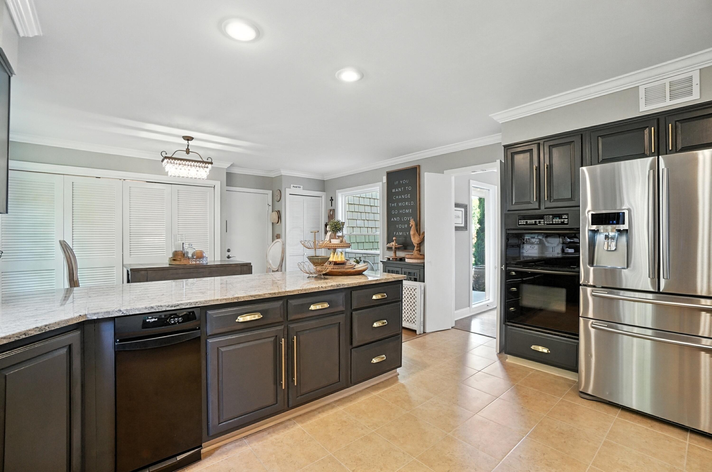 Dublin, Ohio, 43017, United States, 4 Bedrooms Bedrooms, ,4 BathroomsBathrooms,Residential,For Sale,1933327