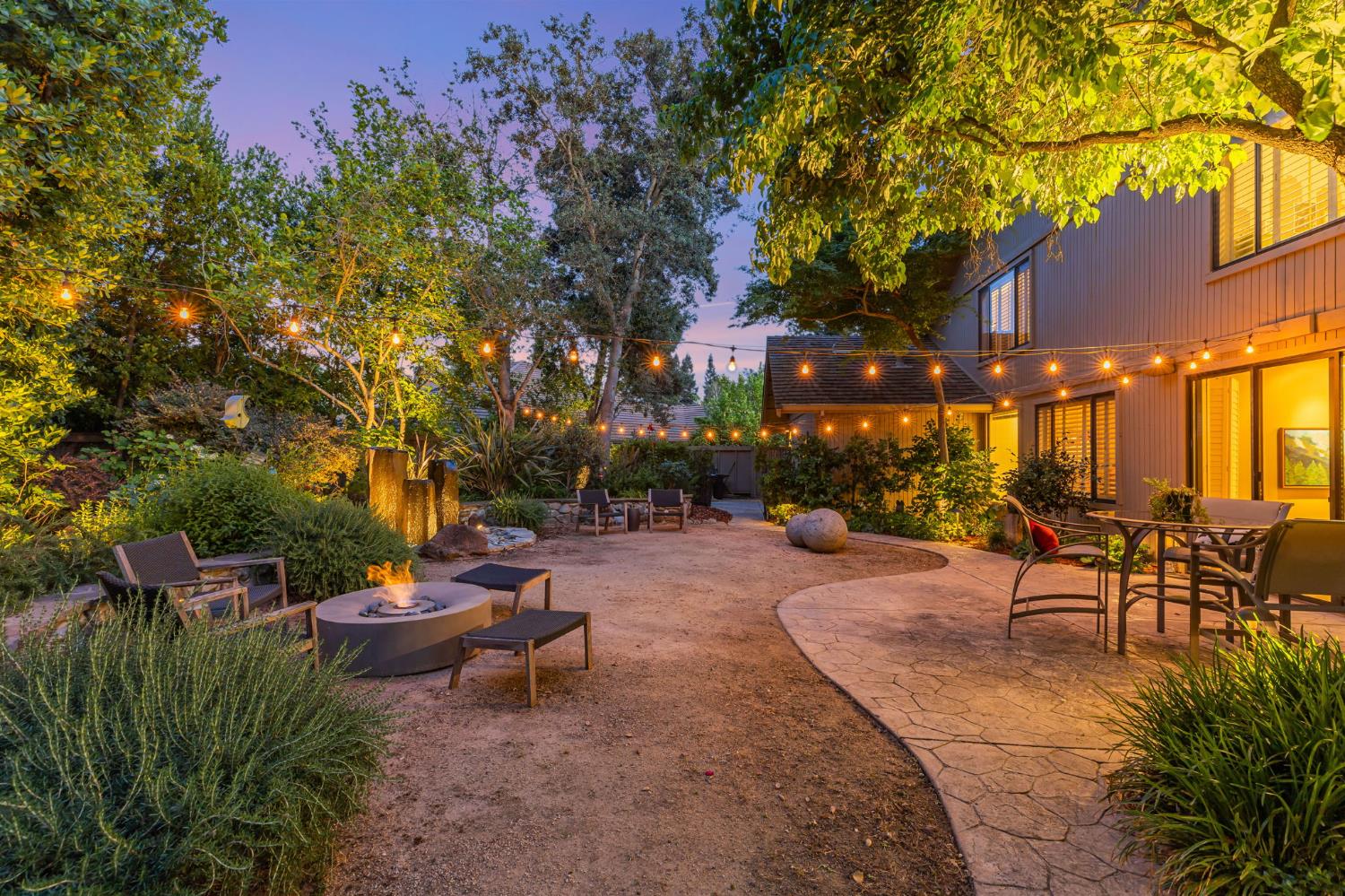 Gold River, California, 95670, United States, 4 Bedrooms Bedrooms, ,5 BathroomsBathrooms,Residential,For Sale,1987751