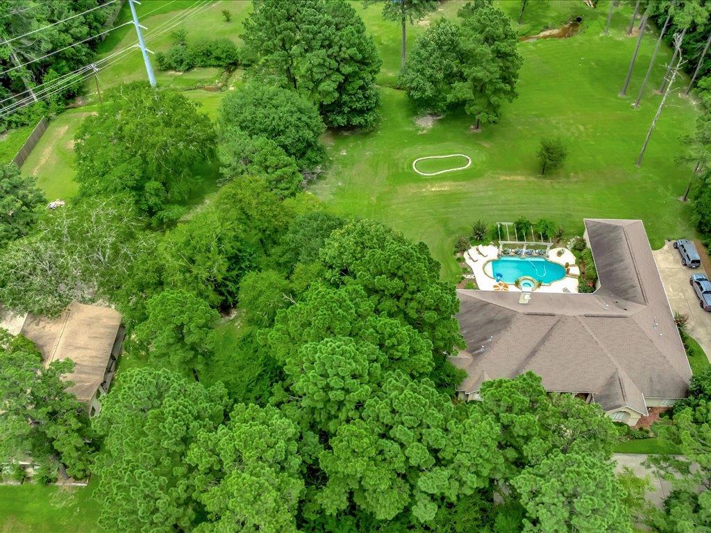 Lufkin, Texas, 75901, United States, 4 Bedrooms Bedrooms, ,5 BathroomsBathrooms,Residential,For Sale,1979665