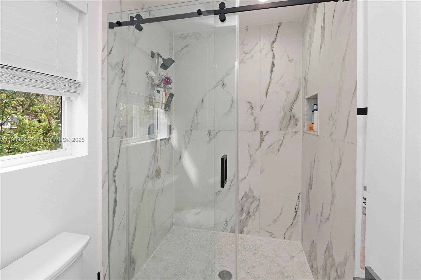 Miami, Florida, 33155, United States, 4 Bedrooms Bedrooms, ,4 BathroomsBathrooms,Residential,For Sale,1987905