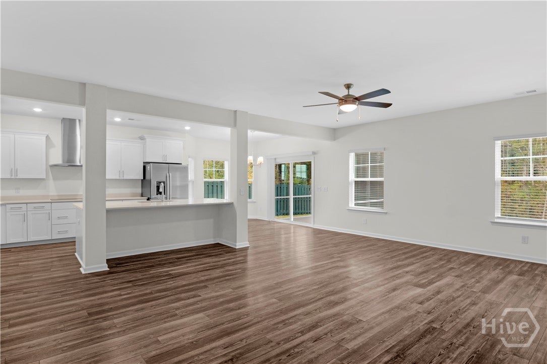 Richmond Hill, Georgia, 31324, United States, 5 Bedrooms Bedrooms, ,4 BathroomsBathrooms,Residential,For Sale,1987331