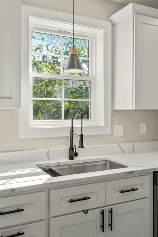 East Providence, Rhode Island, 02914, United States, 4 Bedrooms Bedrooms, ,3 BathroomsBathrooms,Residential,For Sale,1941827