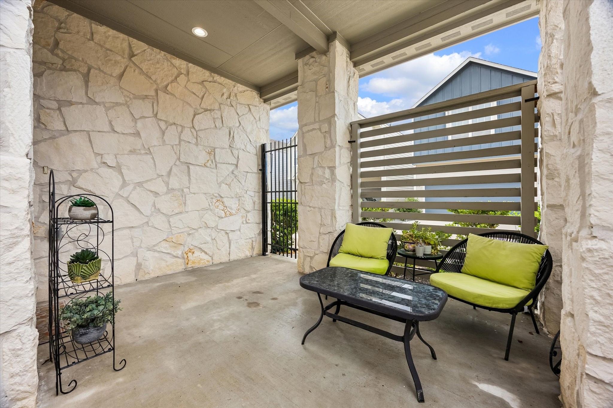  4210 Upland Bend Drive - 物件實景