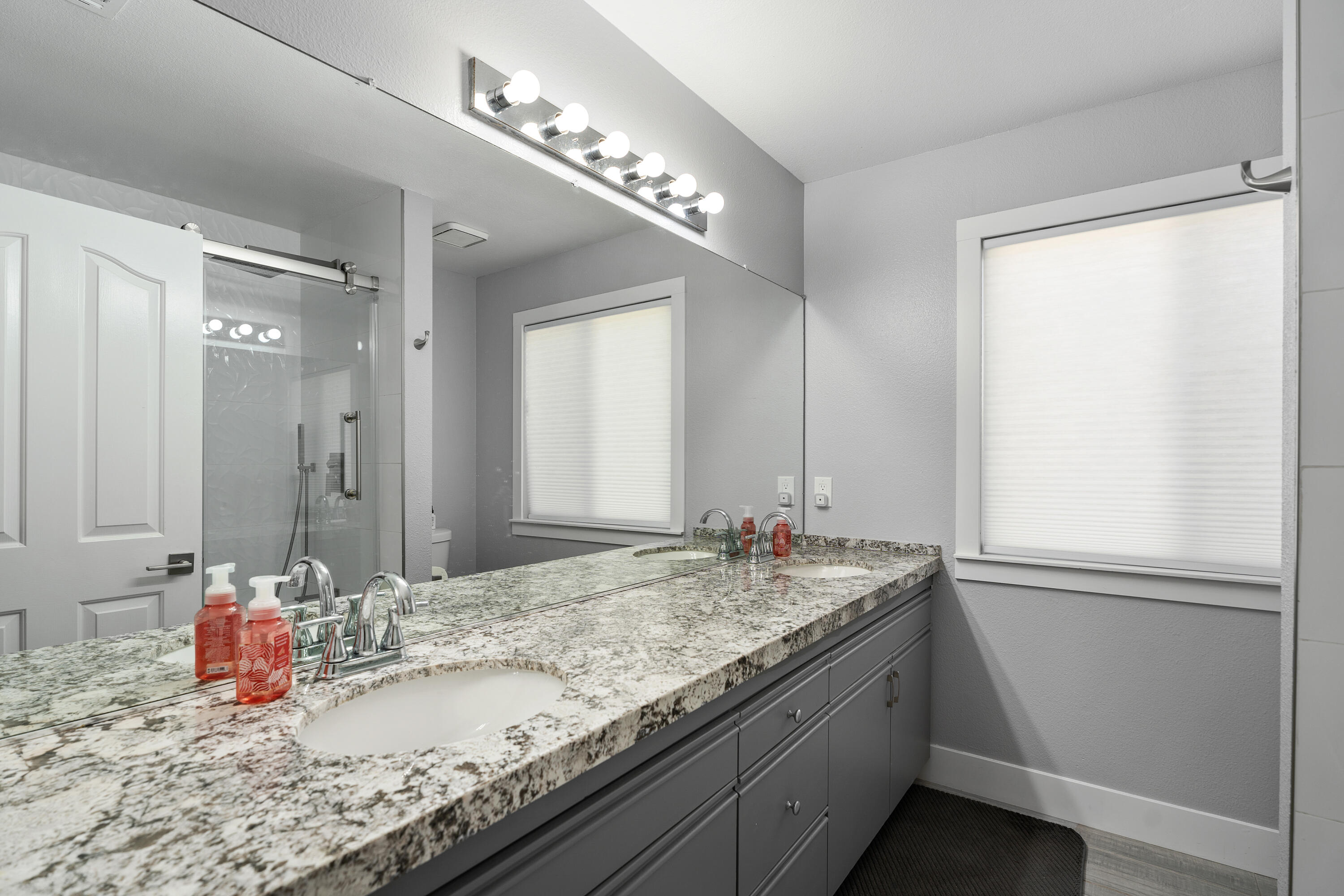 Palm Desert, California, 92211, United States, 4 Bedrooms Bedrooms, ,3 BathroomsBathrooms,Residential,For Sale,1938819