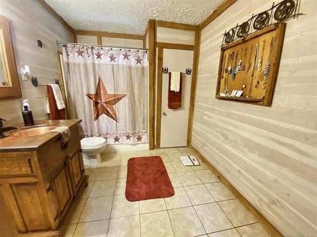 Stilwell, Oklahoma, 74960, United States, 3 Bedrooms Bedrooms, ,2 BathroomsBathrooms,Residential,For Sale,1763492