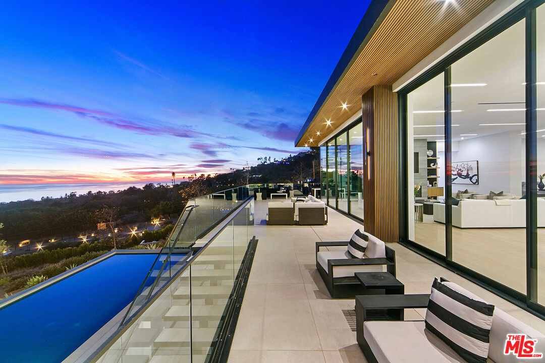 29623 Cuthbert Rd, Malibu, California, 90265, United States, 5 Bedrooms Bedrooms, ,8 BathroomsBathrooms,Residential,For Sale,29623 Cuthbert Rd,1682561