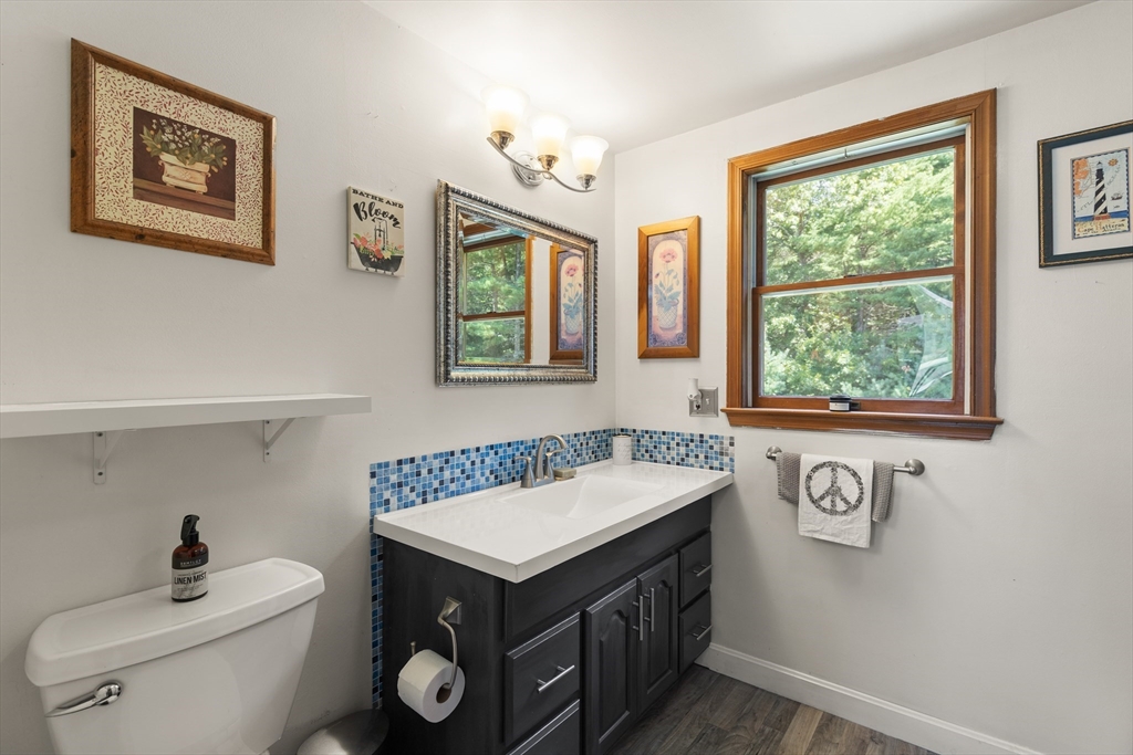 Middleboro, Massachusetts, 02346, United States, 4 Bedrooms Bedrooms, ,2 BathroomsBathrooms,Residential,For Sale,1938573