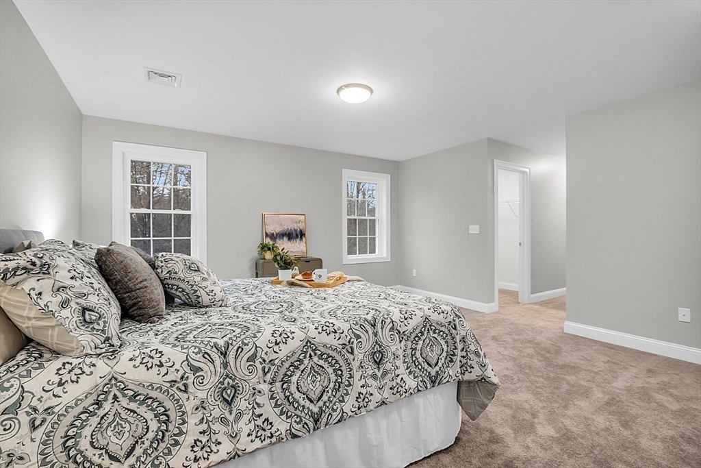 Leominster, Massachusetts, 01453, United States, 4 Bedrooms Bedrooms, ,3 BathroomsBathrooms,Residential,For Sale,2001730