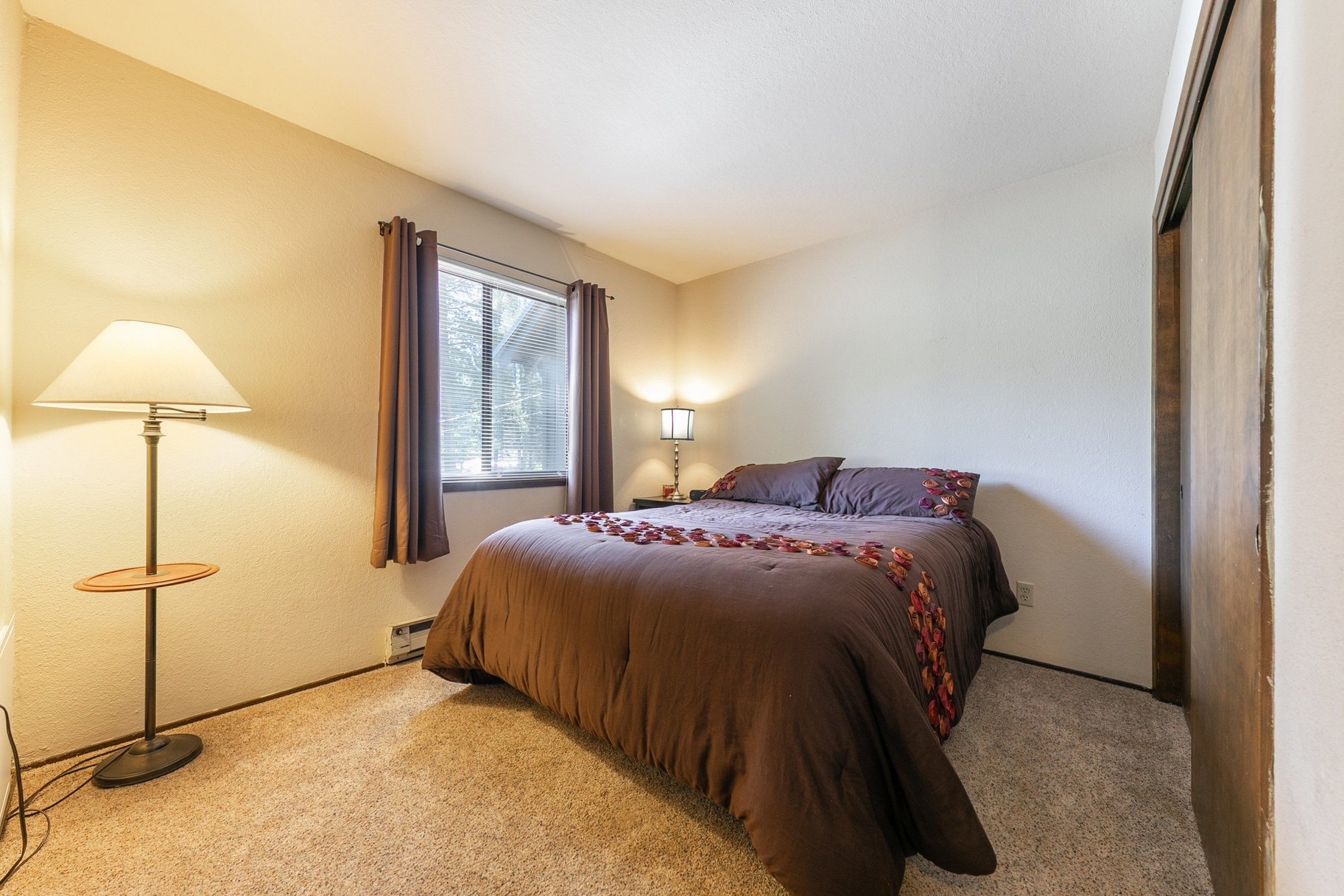  DESIRABLE TAHOE DONNER LOCATION - 物件實景