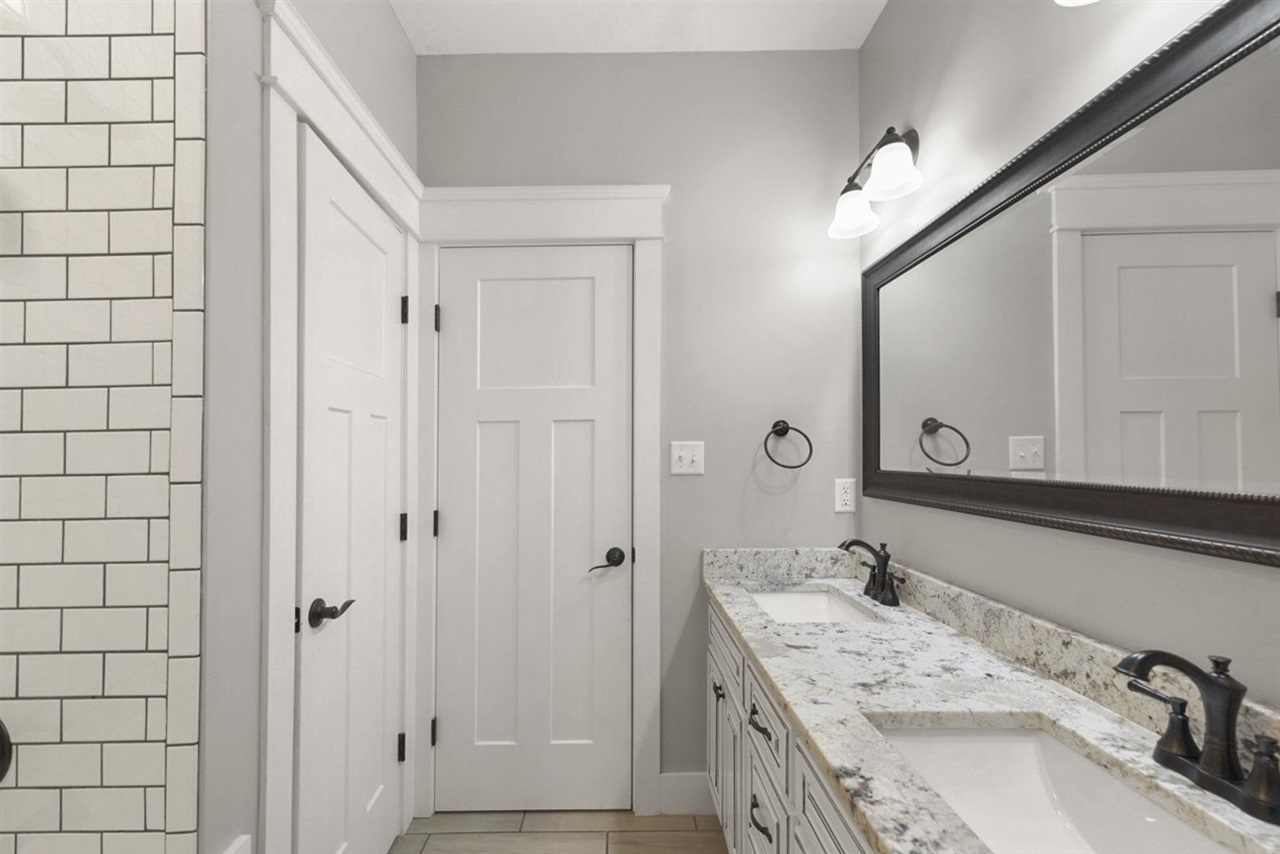 Smiths Grove, Kentucky, 42171, United States, 4 Bedrooms Bedrooms, ,3 BathroomsBathrooms,Residential,For Sale,1901805