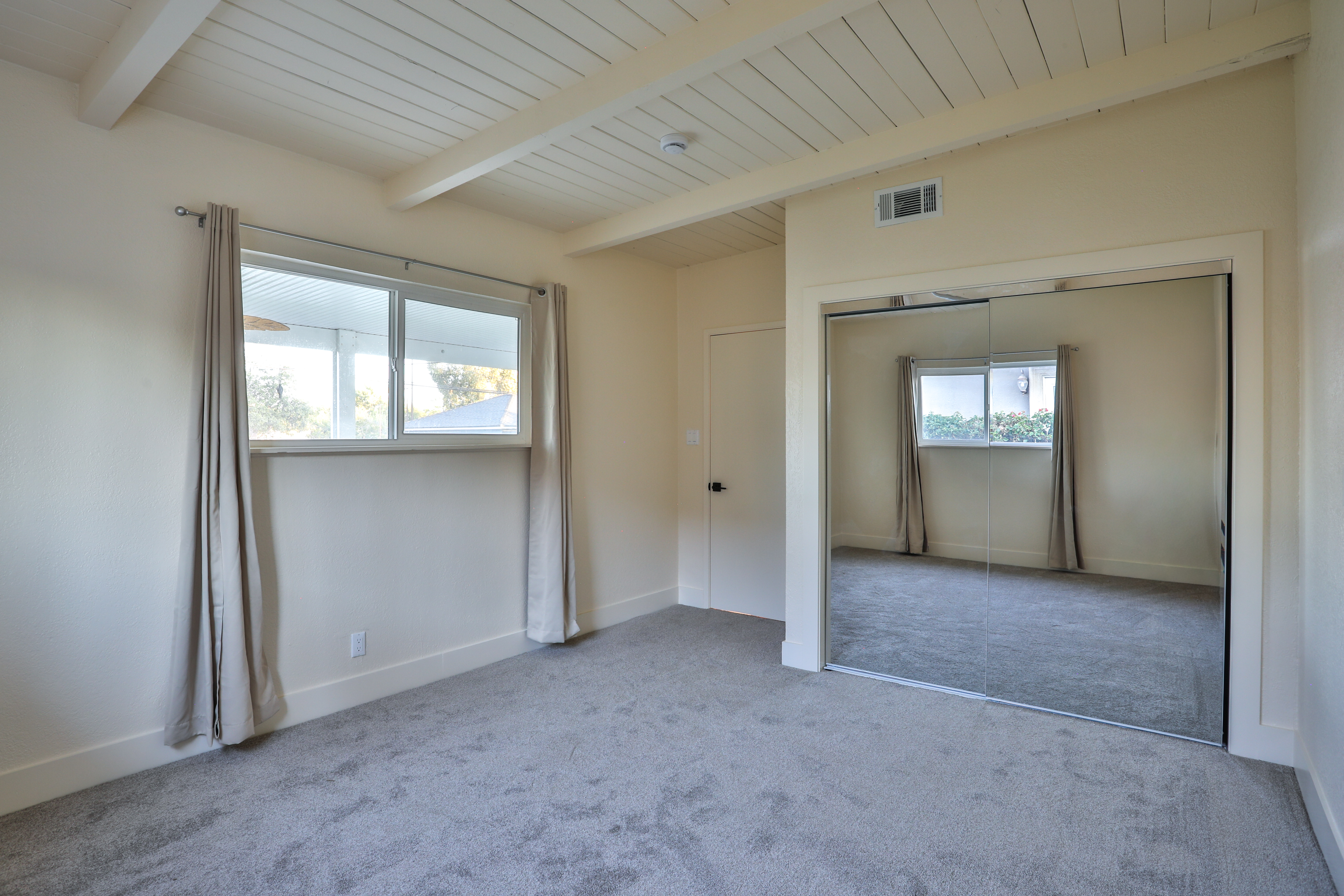  664 N. 8th Avenue, Upland, CA 91786 - 物件實景