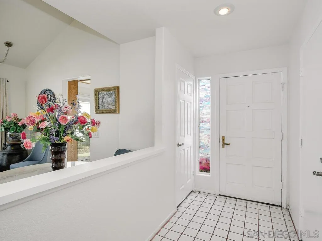 Oceanside, California, 92056, United States, 2 Bedrooms Bedrooms, ,1 BathroomBathrooms,Residential,For Sale,1866324