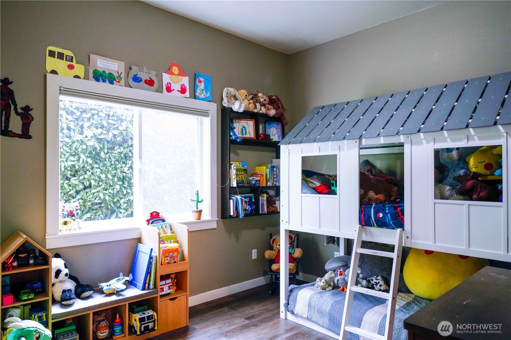 Arlington, Washington, 98223, United States, 6 Bedrooms Bedrooms, ,5 BathroomsBathrooms,Residential,For Sale,1984023