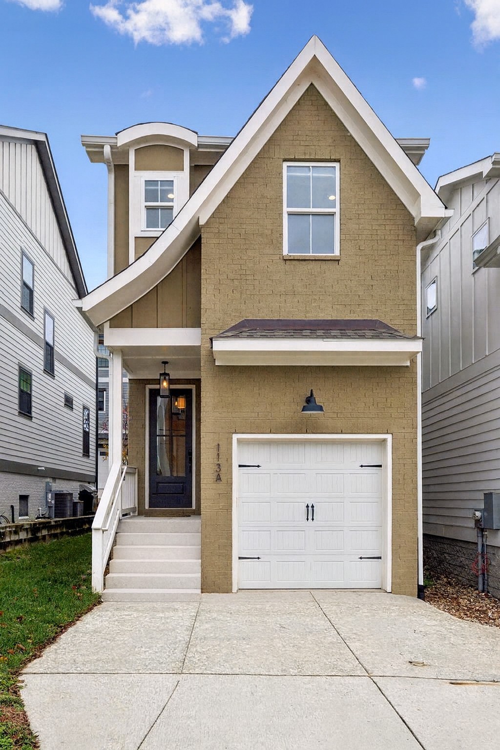 Nashville, Tennessee, 37209, United States, 3 Bedrooms Bedrooms, ,3 BathroomsBathrooms,Residential,For Sale,2001749